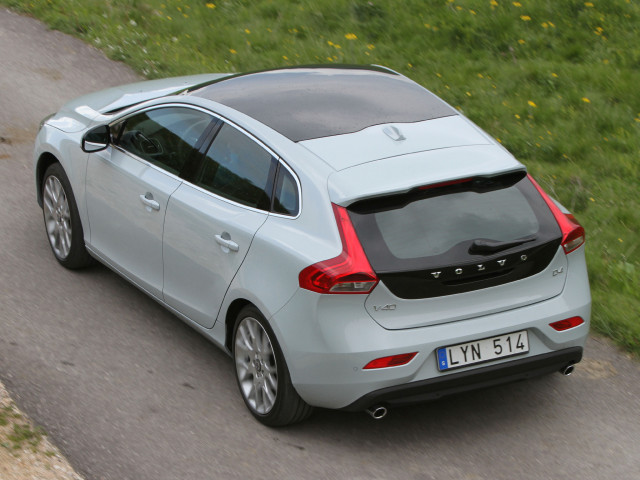 volvo v40 pic #96752