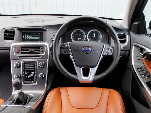 volvo v60 pic #98248