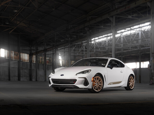 Subaru BRZ II (ZD8) photo 210786
