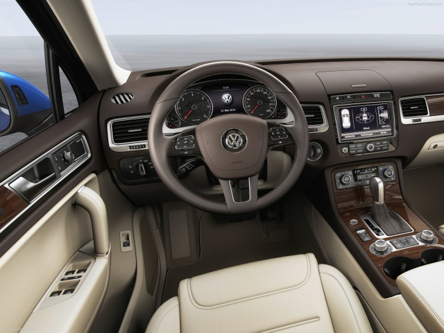 volkswagen touareg pic #129570