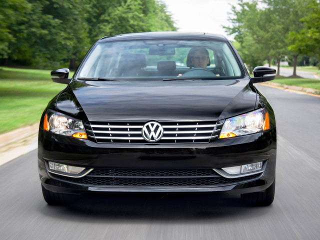 volkswagen passat pic #134257