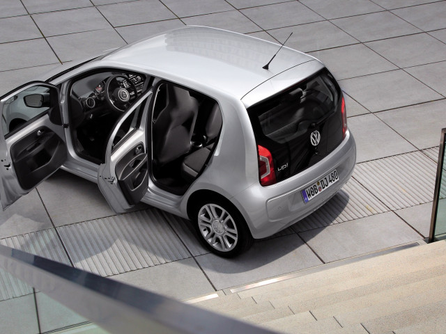 volkswagen up pic #134618