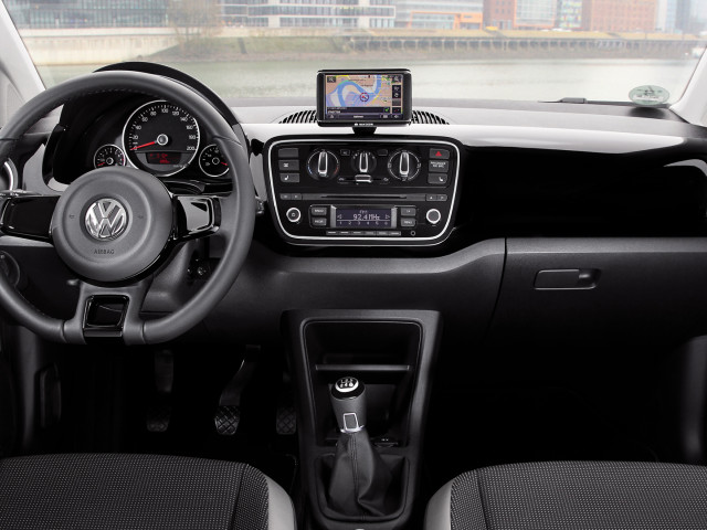 volkswagen up pic #134627