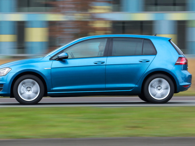 volkswagen golf tgi bluemotion pic #135102