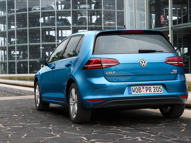 volkswagen golf tgi bluemotion pic #135118