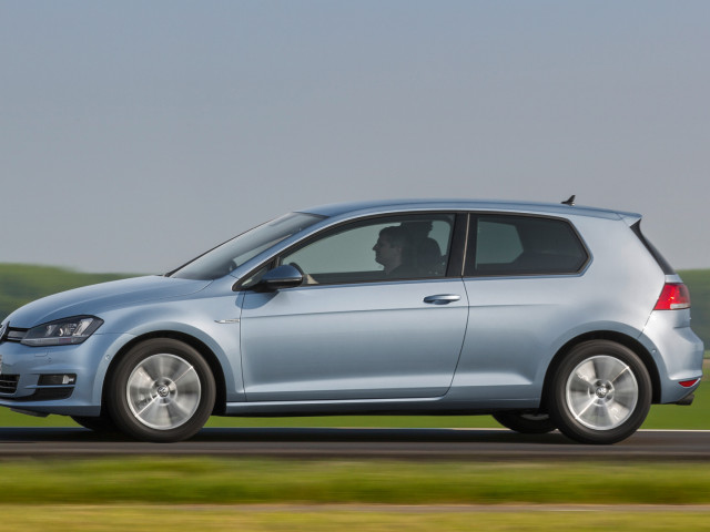 volkswagen golf tdi bluemotion pic #135138