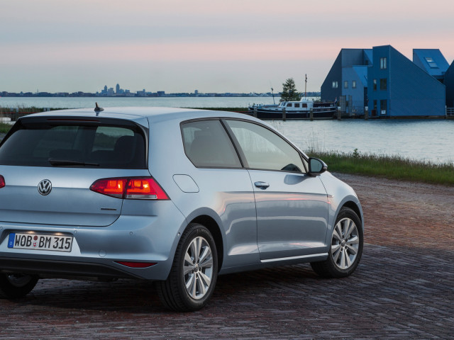 volkswagen golf tdi bluemotion pic #135145