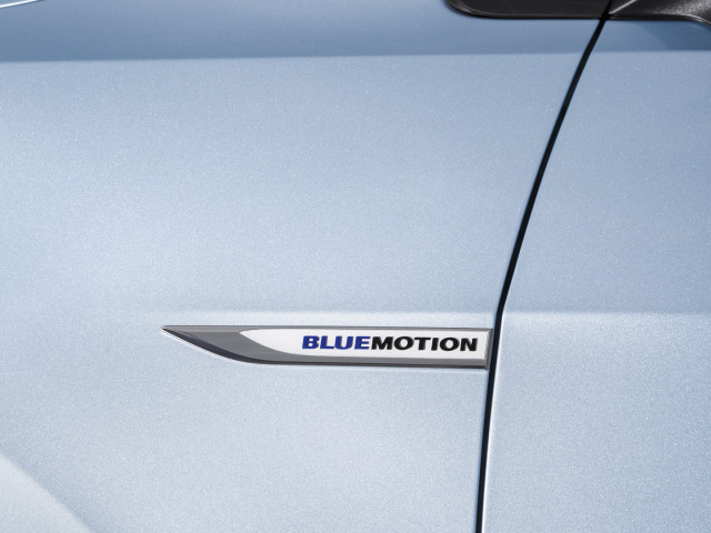 volkswagen golf tdi bluemotion pic #135151