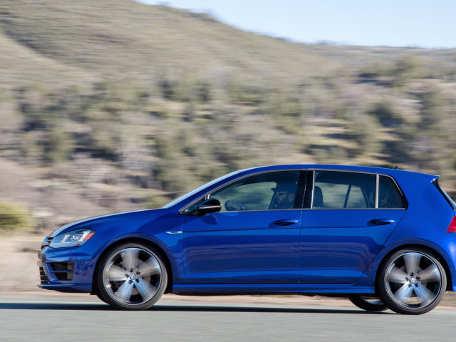 volkswagen golf r pic #136577