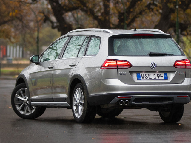 volkswagen golf alltrack pic #179349