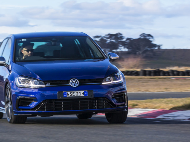 volkswagen golf r pic #180645