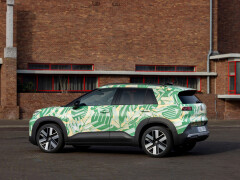 ID. Cross photo #210255
