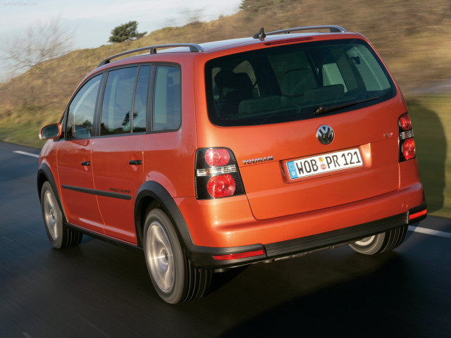 volkswagen crosstouran pic #39659