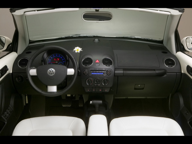 volkswagen new beetle convertible triple white pic #42278