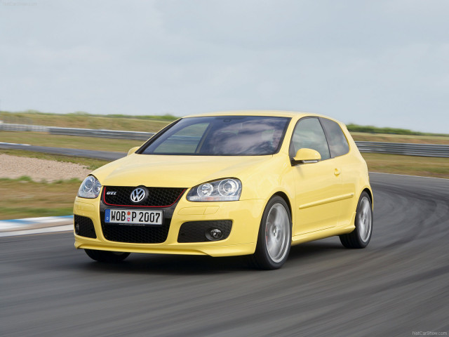 volkswagen golf gti pirelli pic #44039