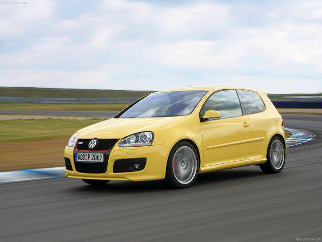 volkswagen golf gti pirelli pic #44040