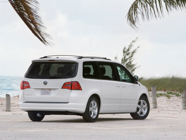 volkswagen routan pic #52002