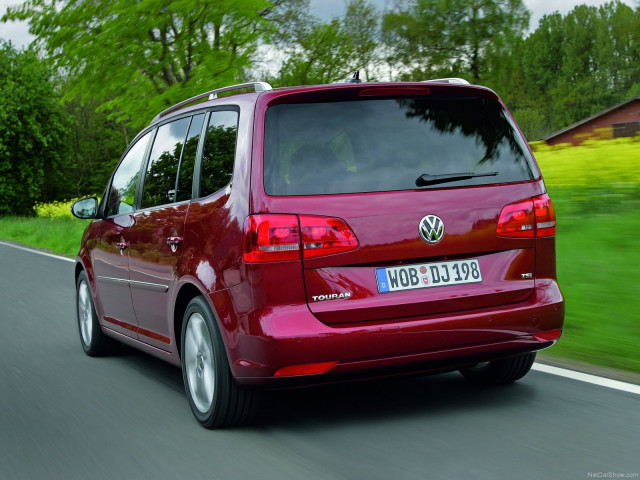 volkswagen touran pic #74058