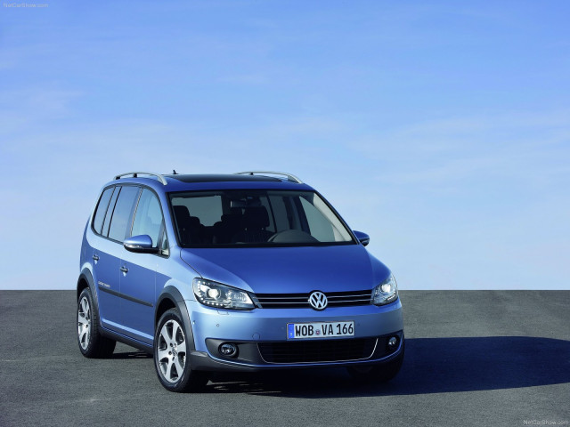 volkswagen crosstouran pic #75207