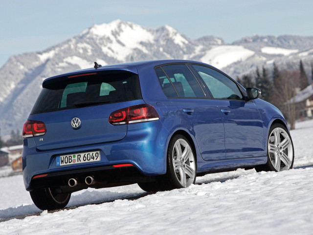 volkswagen golf r pic #75236