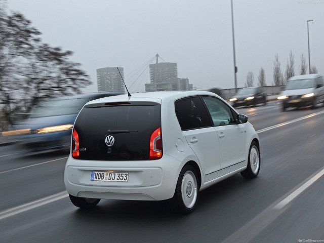 volkswagen up 4-door pic #88651