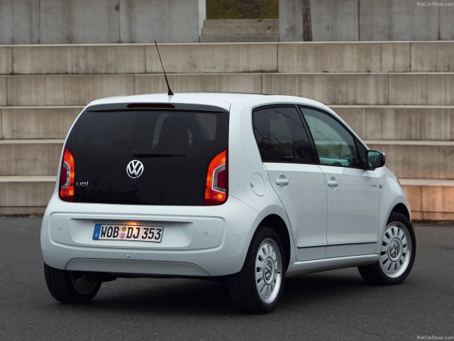 volkswagen up 4-door pic #88655