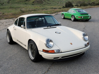 Singer 911