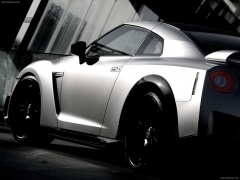 Nissan GT-R photo #65684