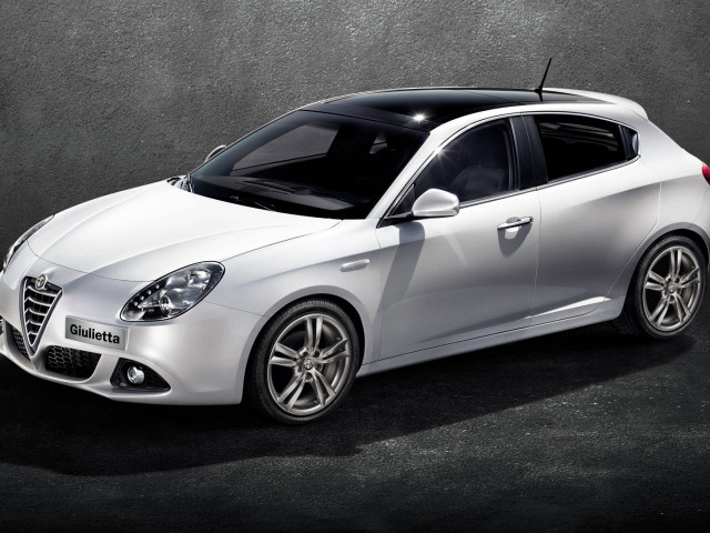 alfa romeo giulietta pic #109503