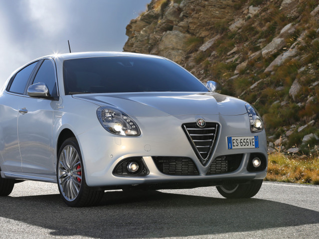 alfa romeo giulietta pic #109506