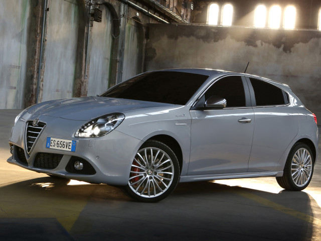 alfa romeo giulietta pic #109516