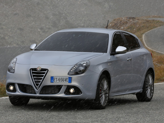 alfa romeo giulietta pic #109522