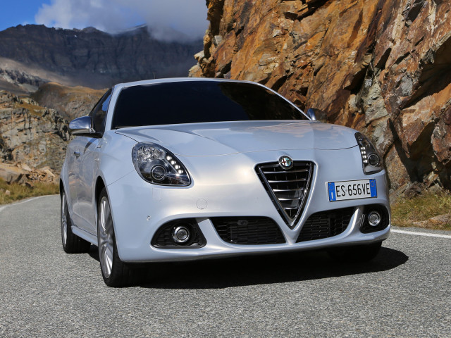 alfa romeo giulietta pic #109529