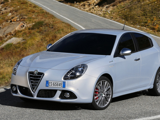 alfa romeo giulietta pic #109531