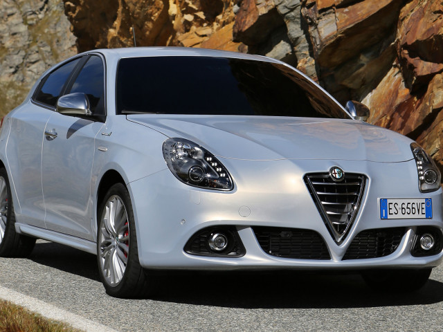 alfa romeo giulietta pic #109532