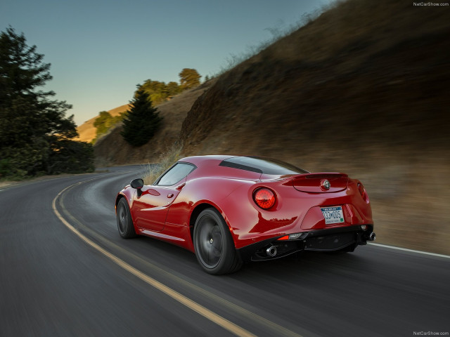 alfa romeo 4c coupe us-version pic #121974