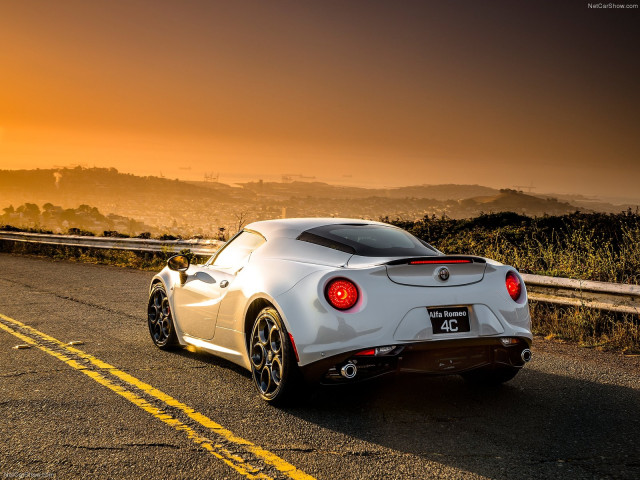 alfa romeo 4c coupe us-version pic #121988