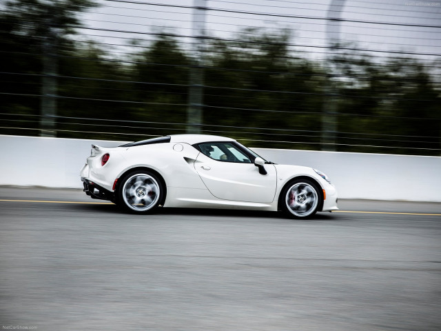 alfa romeo 4c coupe us-version pic #121991