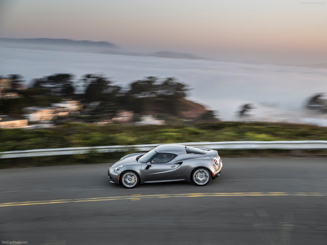 alfa romeo 4c coupe us-version pic #121994