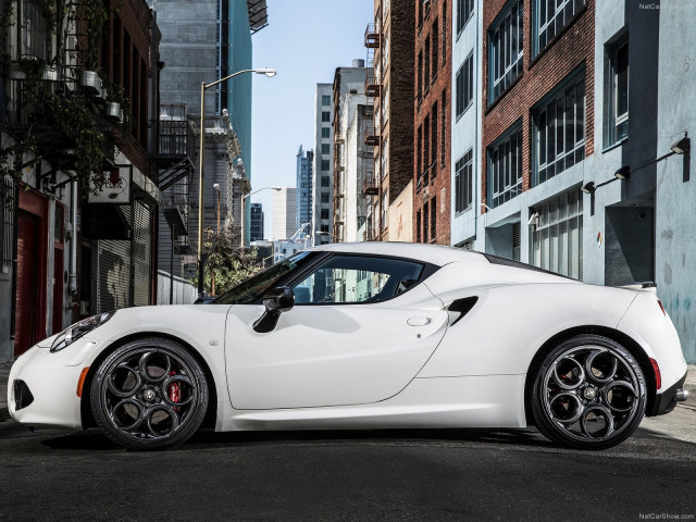 alfa romeo 4c coupe us-version pic #122002