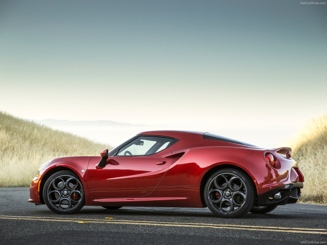 alfa romeo 4c coupe us-version pic #122004