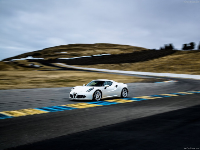 alfa romeo 4c coupe us-version pic #122009