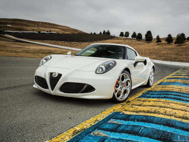 alfa romeo 4c coupe us-version pic #122030