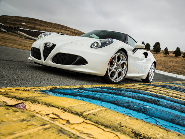 alfa romeo 4c coupe us-version pic #122031