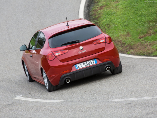 alfa romeo giulietta sprint pic #131523