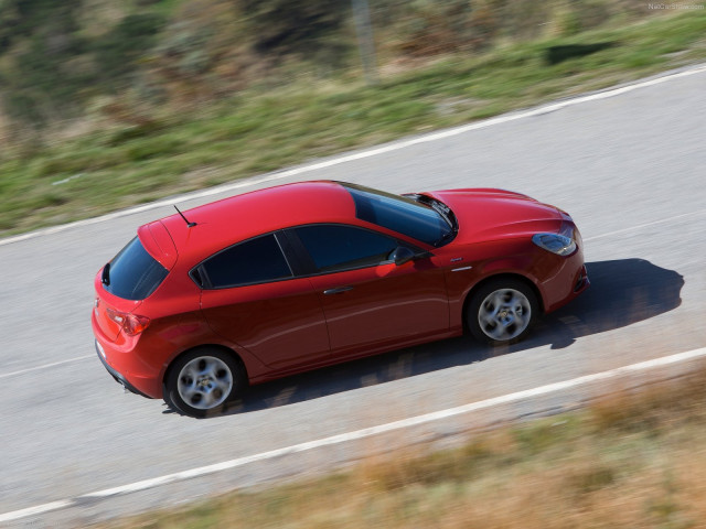 alfa romeo giulietta sprint pic #131536