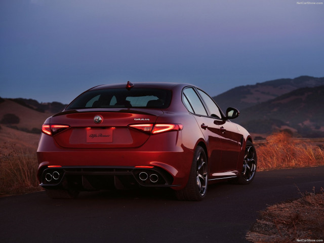 alfa romeo giulia pic #154823