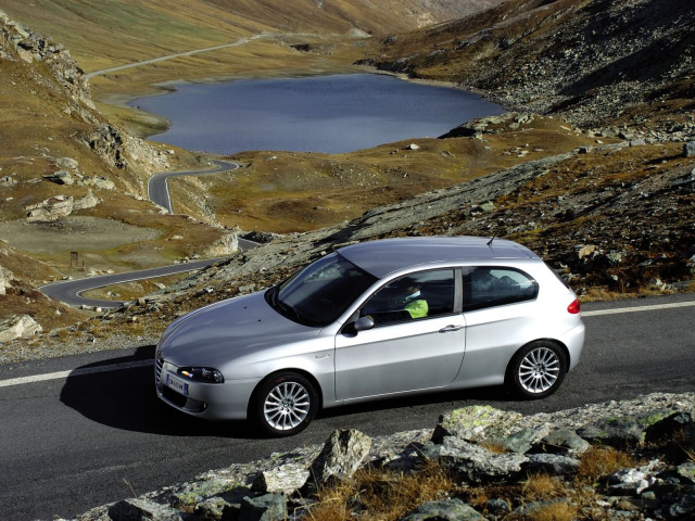 alfa romeo 147 3-door pic #15769