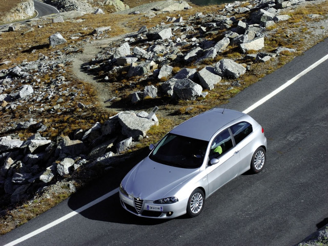 alfa romeo 147 3-door pic #15772