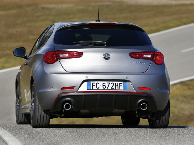 alfa romeo giulietta pic #161423